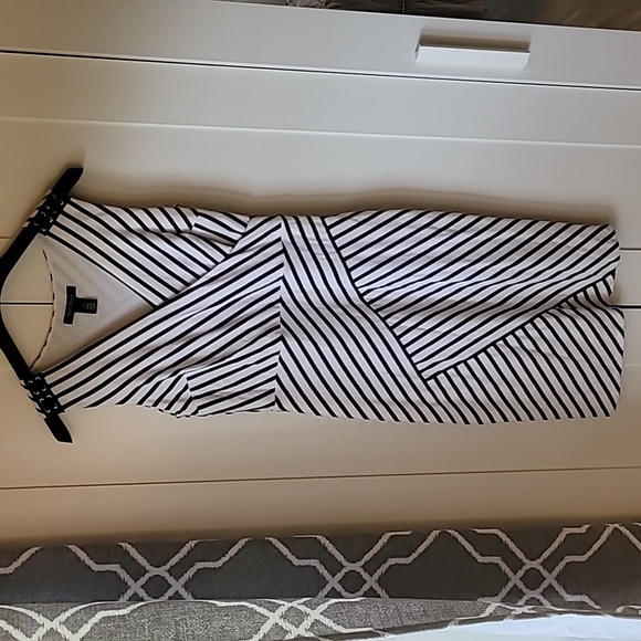 EUC WHBM dress size 6 - Picture 1 of 8